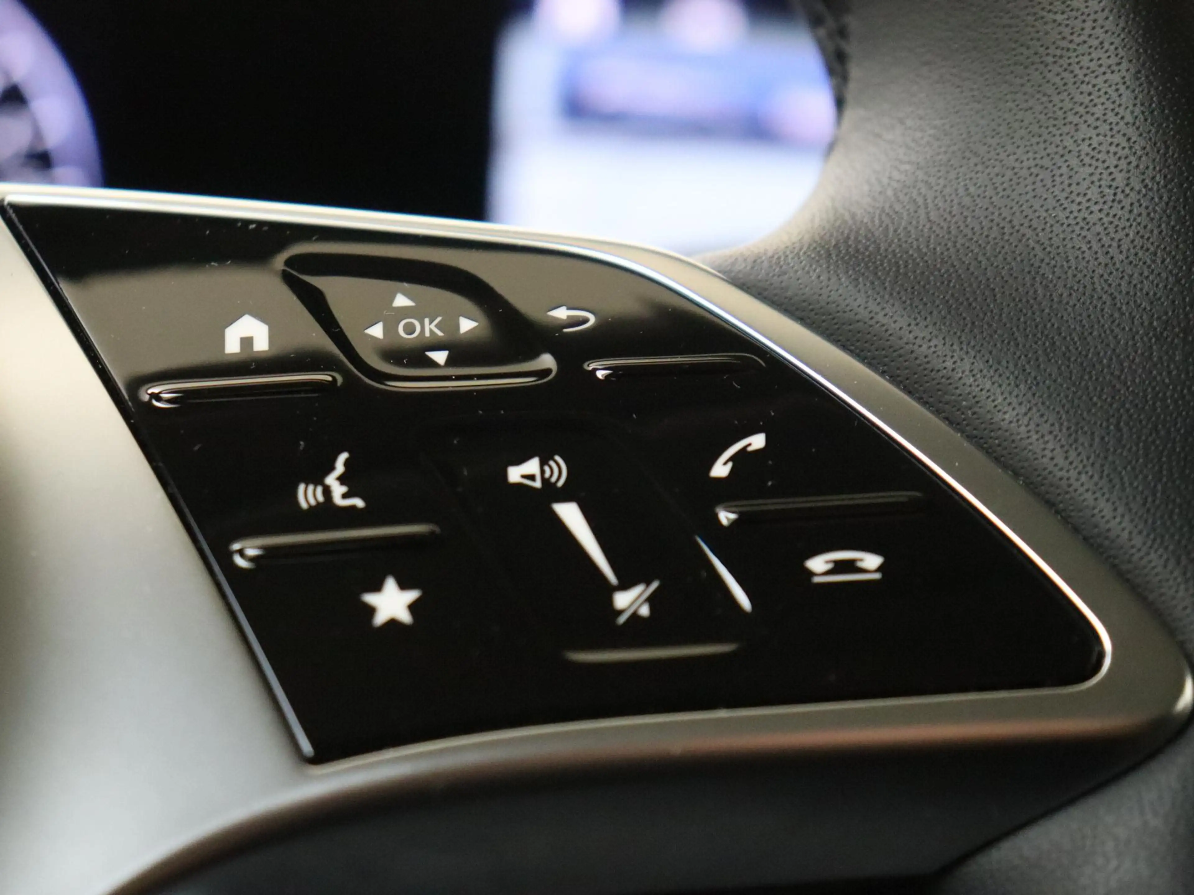 Mercedes-Benz GLA 250 e Business Solution Luxury / Winterpakket / Achter — photo 13
