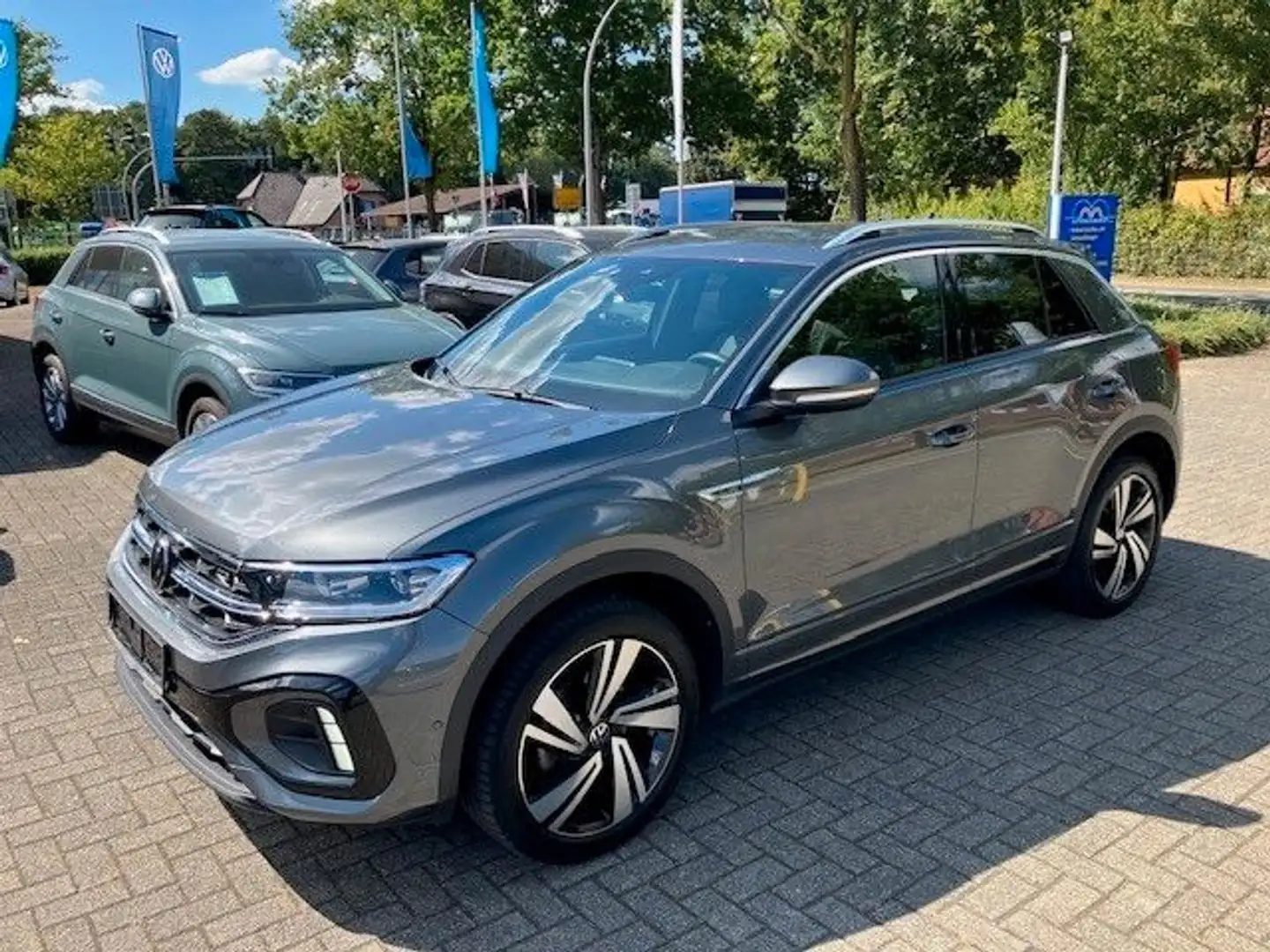 Volkswagen T-Roc 1,5 TSI R-Line *DSG*Kamera*Sitzhzg*AppConn Grau - 1