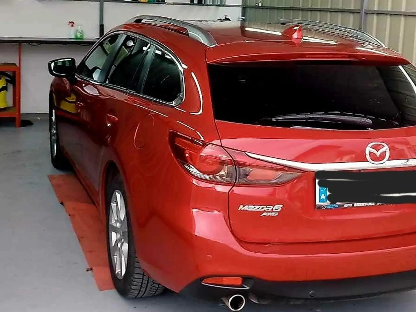 Mazda 6 Sport Combi CD150 Attraction AWD Rot - 2