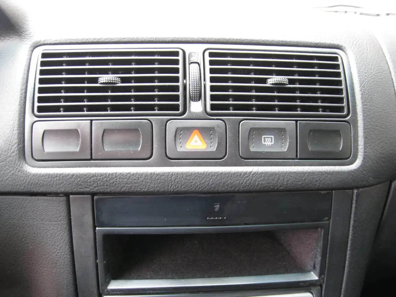 Volkswagen Golf 2.3 V5 Highline - Toerenteller - Sportstoelen - Mi, foto 8