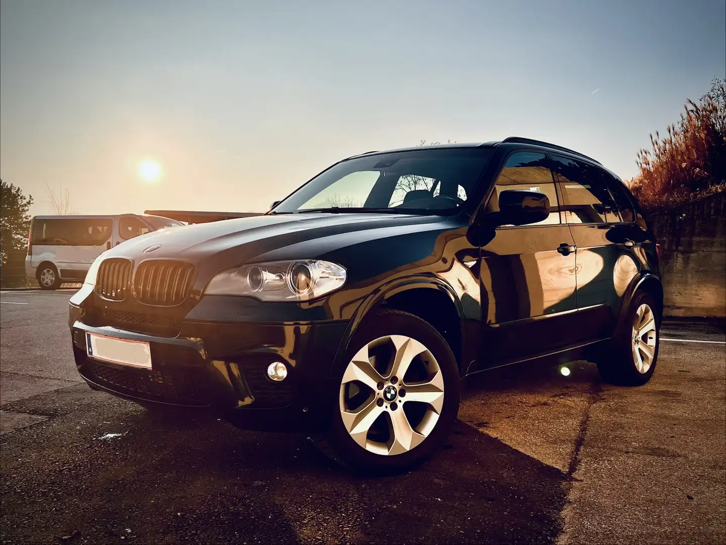 BMW X5 xDrive30d / M-Paket / Österreich-Paket Aut. Schwarz - 1