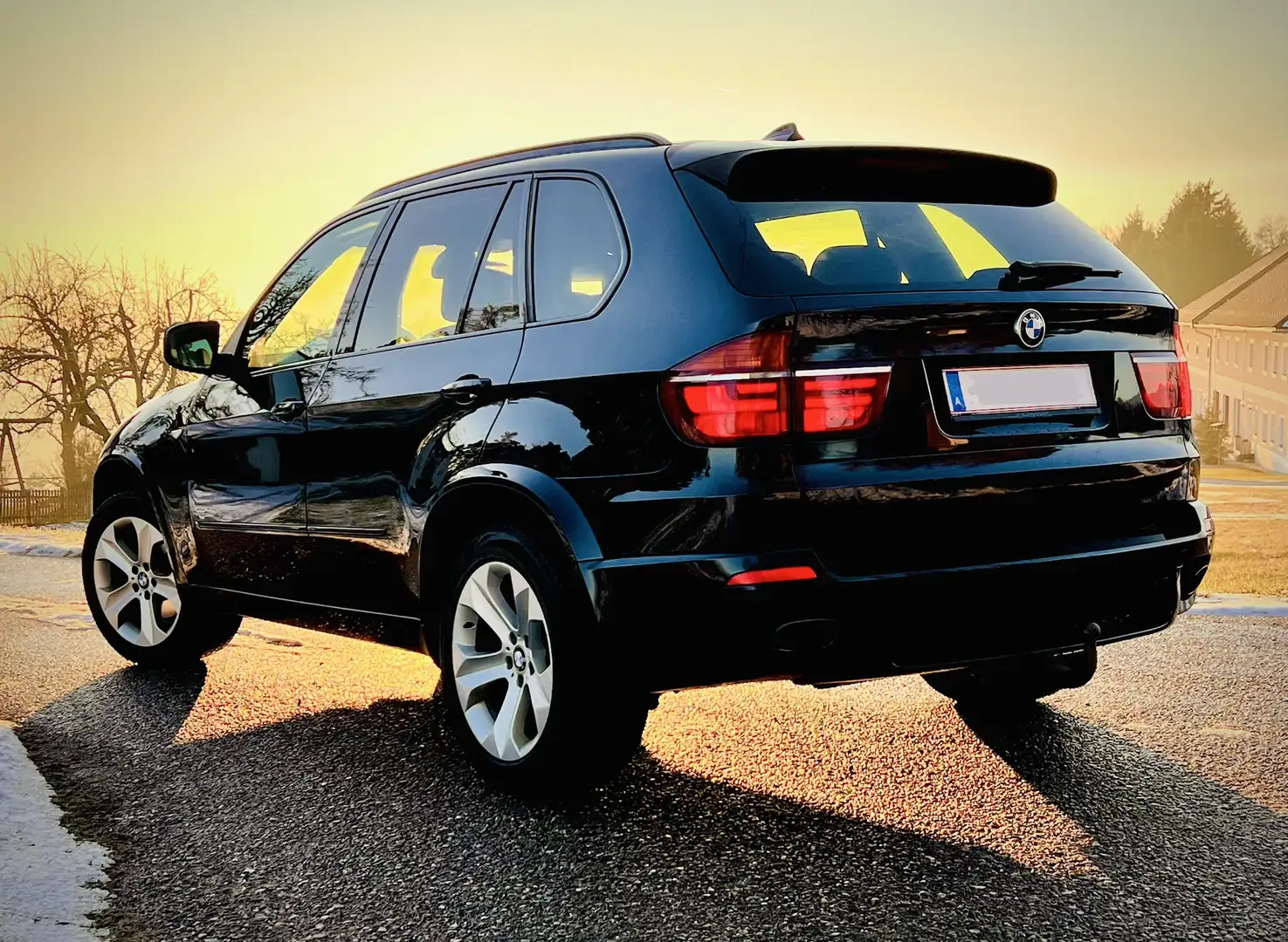 BMW X5 xDrive30d / M-Paket / Österreich-Paket Aut. Schwarz - 2
