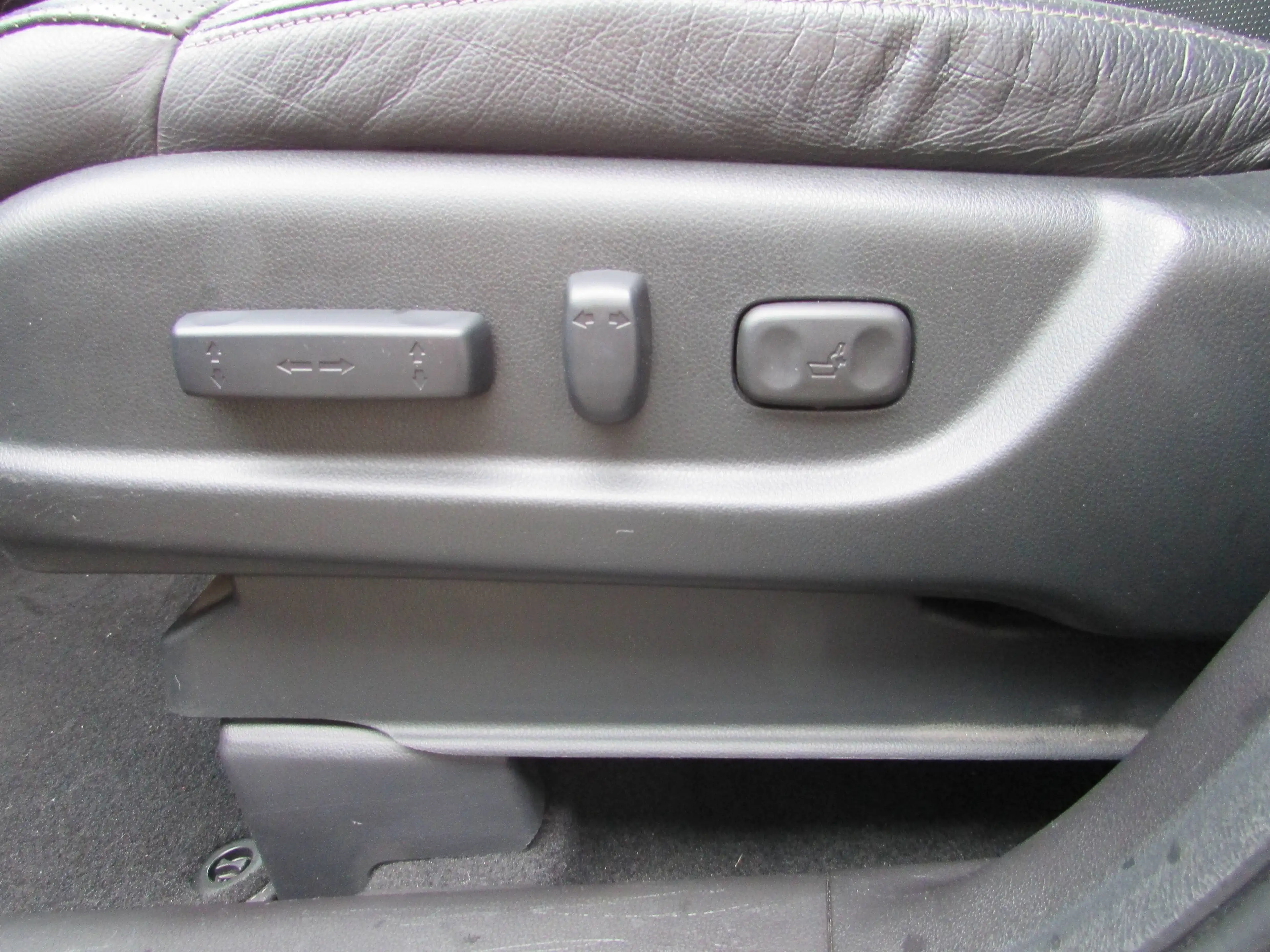 Honda CR-V Executive 4WD,AHK, Navi, Kamera, CD, Bi-Xenon, DAB — photo 14