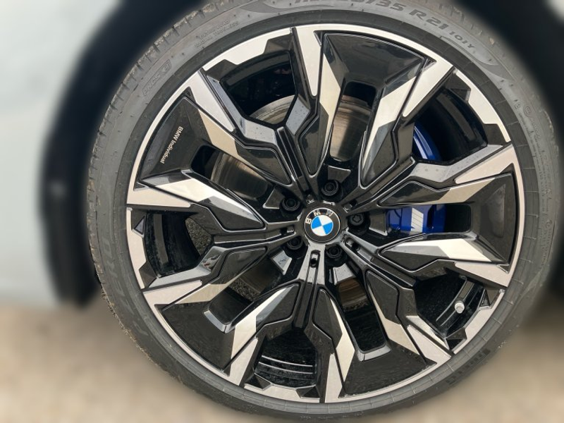 BMW 550 e xDrive Limousine G60 XB1 — photo 5