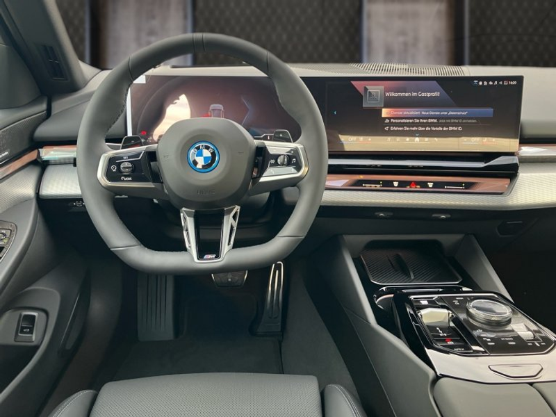 BMW 550 e xDrive Limousine G60 XB1 — photo 7