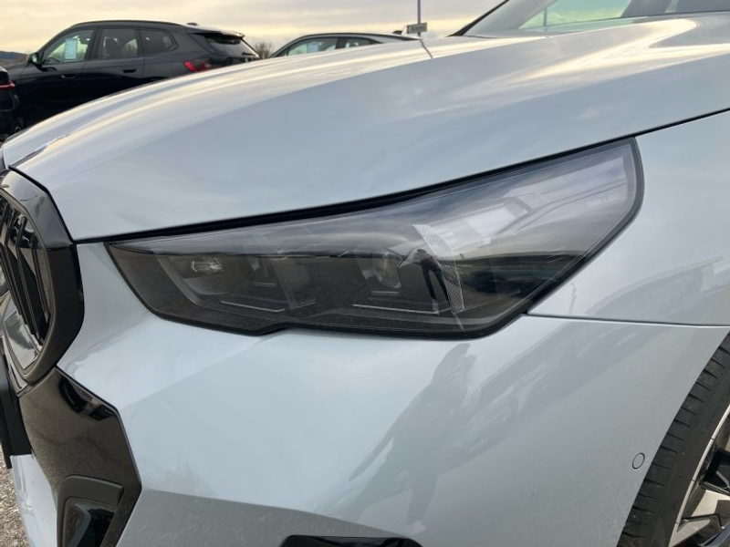 BMW 550 e xDrive Limousine G60 XB1 — photo 12