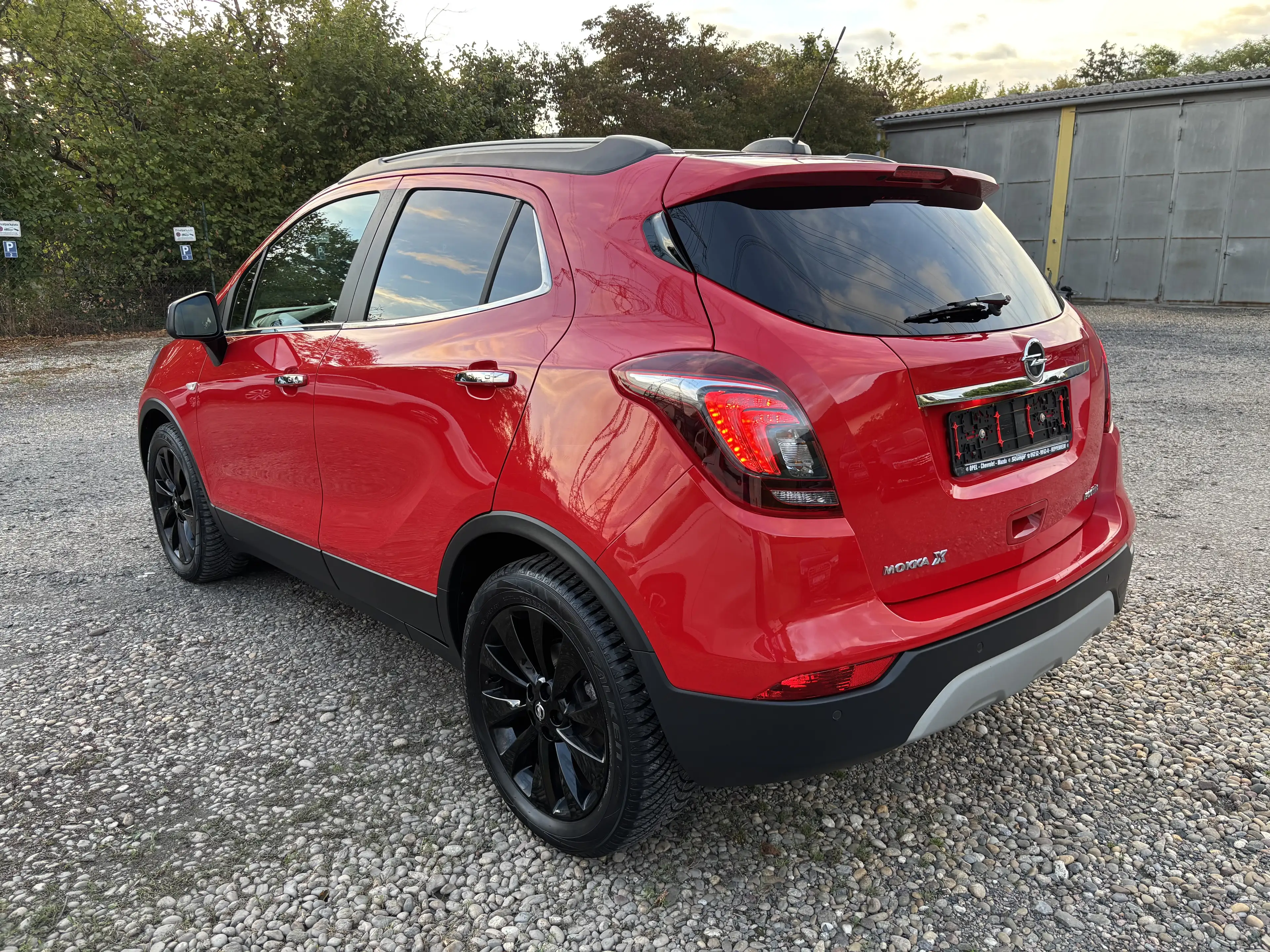 Opel Mokka X Color Innovation Start/Stop LED-Licht Teilleder Sitzheizung Allwetterreifen — photo 6