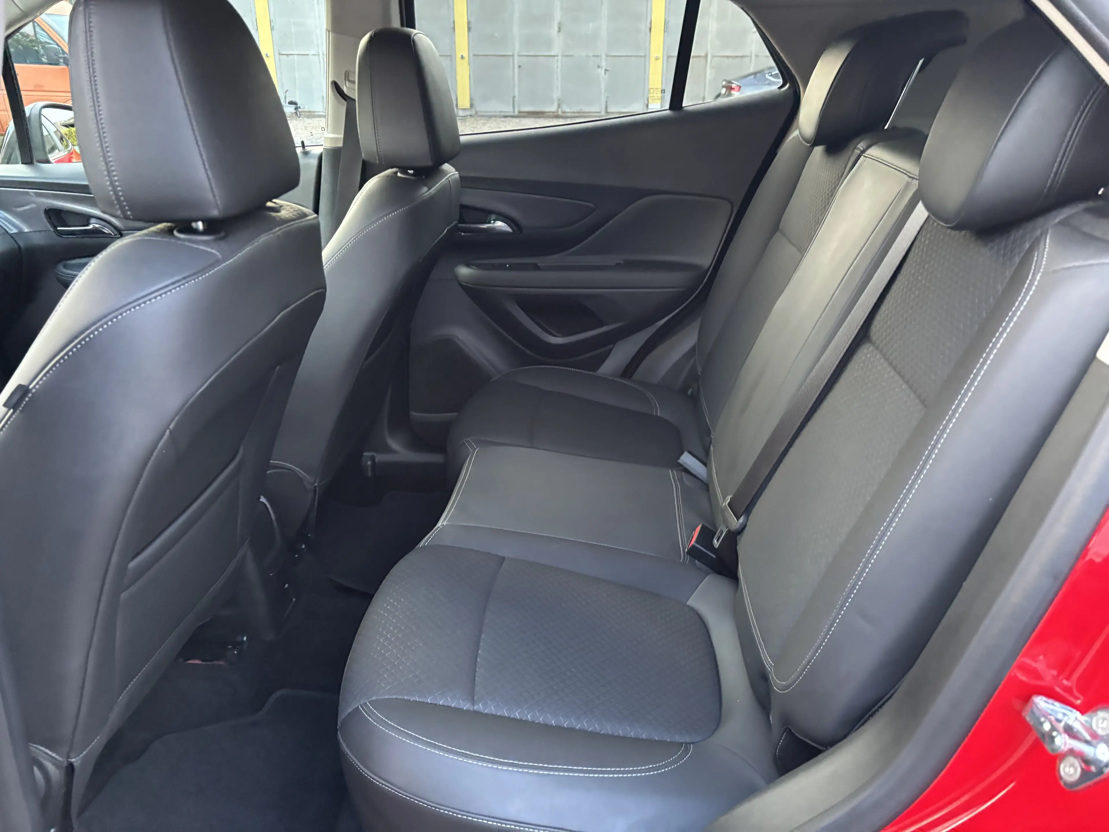 Opel Mokka X Color Innovation Start/Stop LED-Licht Teilleder Sitzheizung Allwetterreifen — photo 14