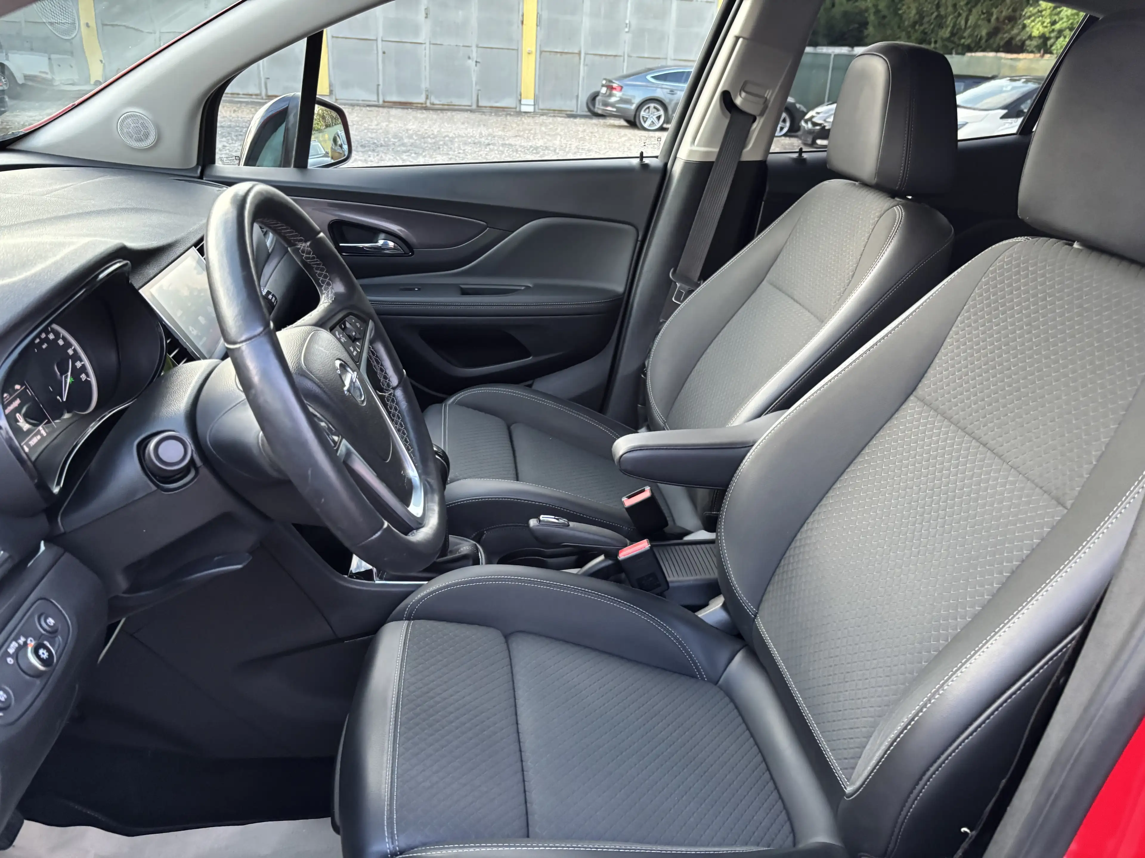 Opel Mokka X Color Innovation Start/Stop LED-Licht Teilleder Sitzheizung Allwetterreifen — photo 8