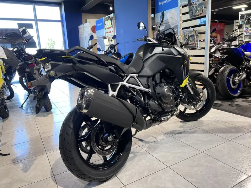Suzuki V-STROM 800DE - foto 3