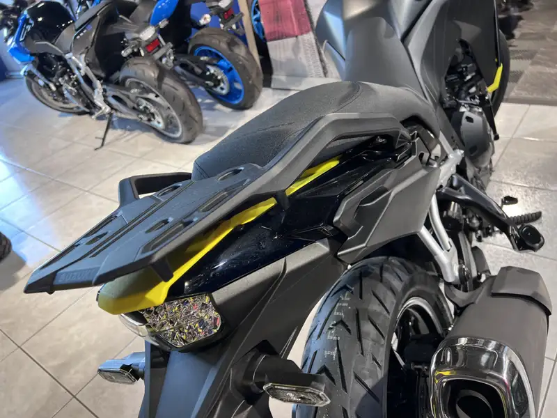 Suzuki V-STROM 800DE - foto 5