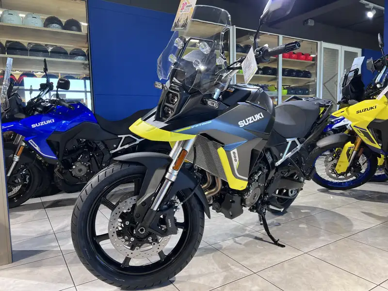 Suzuki V-STROM 800DE - foto 2