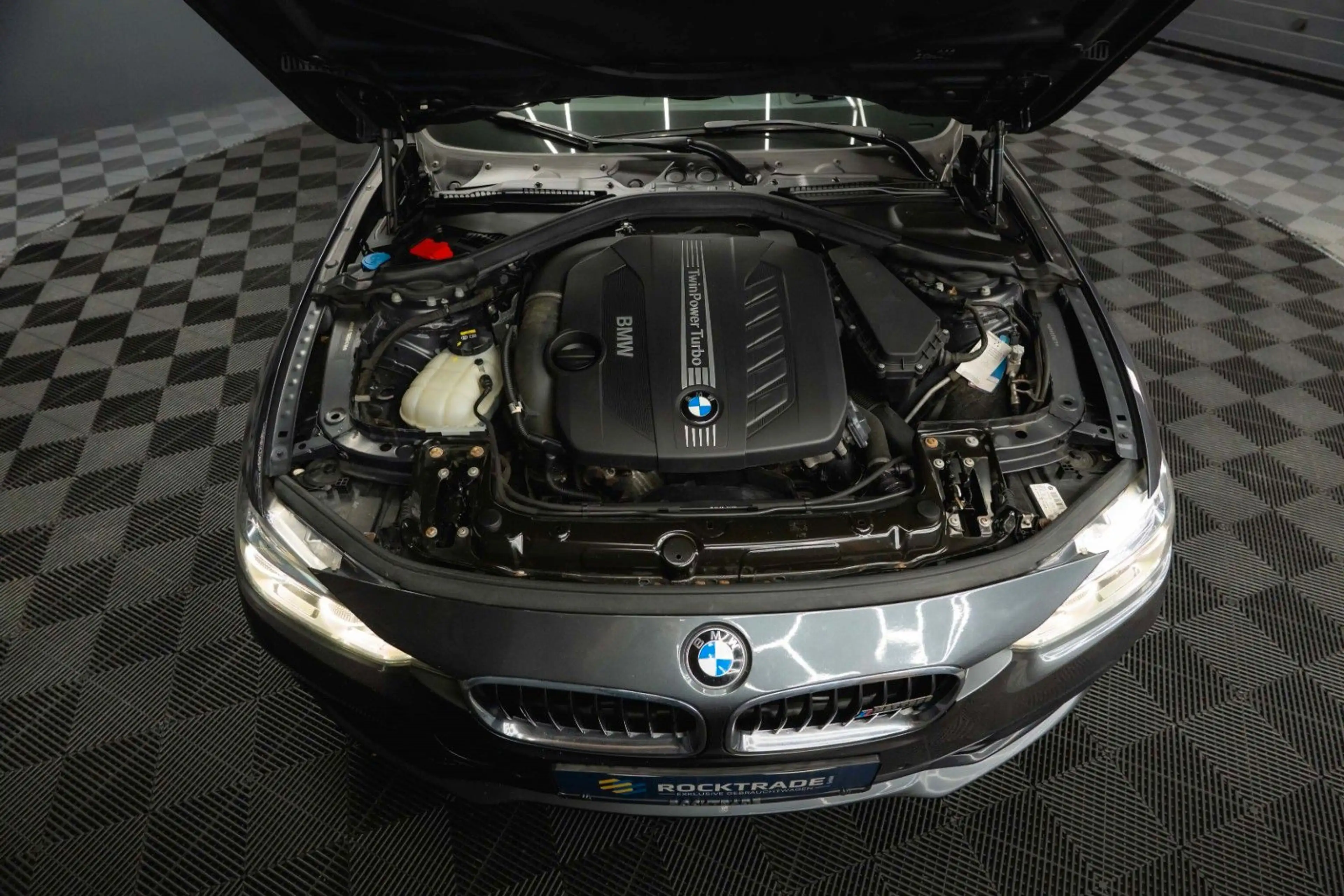 BMW 335 d xDrive Sport Line | LED | Pano | HUD | TÜV — photo 3