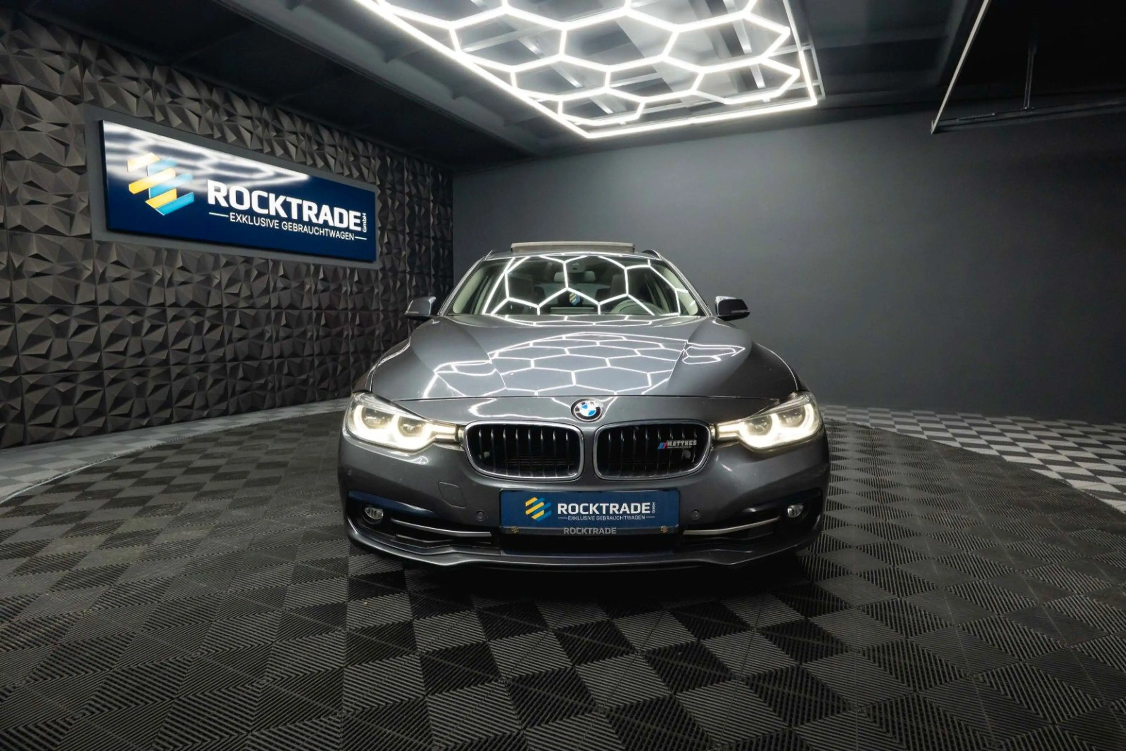 BMW 335 d xDrive Sport Line | LED | Pano | HUD | TÜV — photo 5
