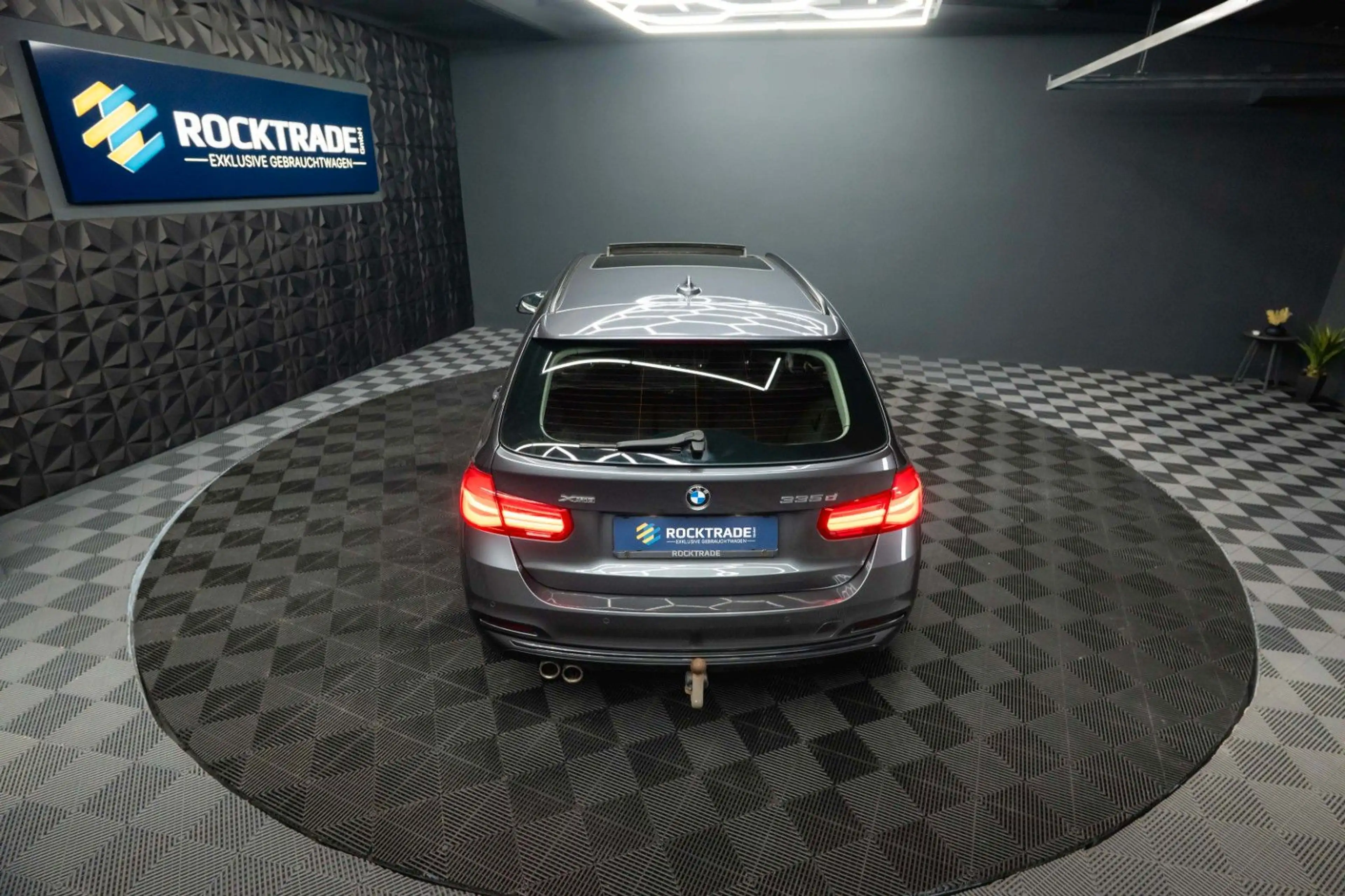 BMW 335 d xDrive Sport Line | LED | Pano | HUD | TÜV — photo 11