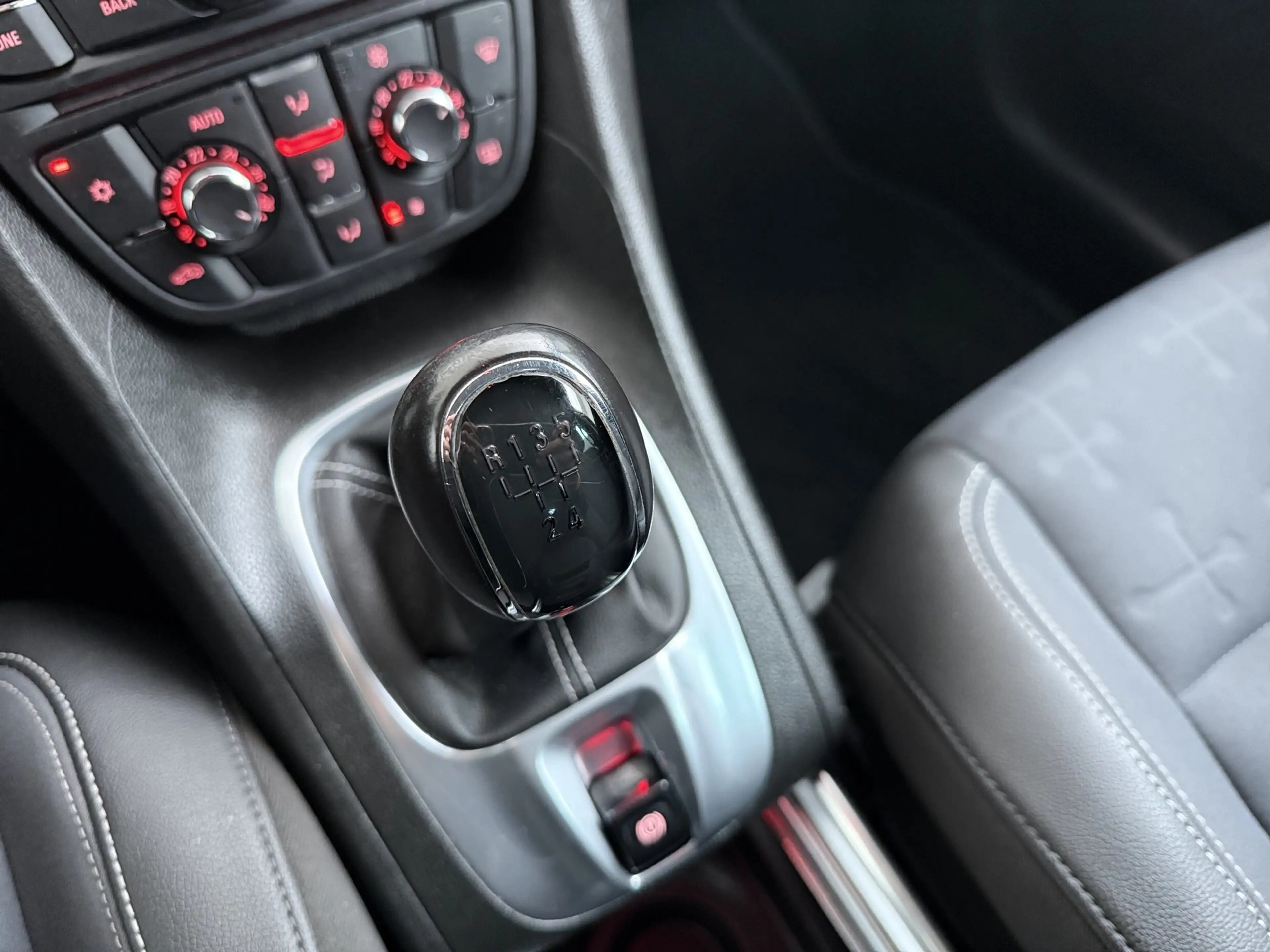 Opel Meriva 1.4 Turbo Cosmo / Trekhaak / Parkeersensoren / ECC — photo 20