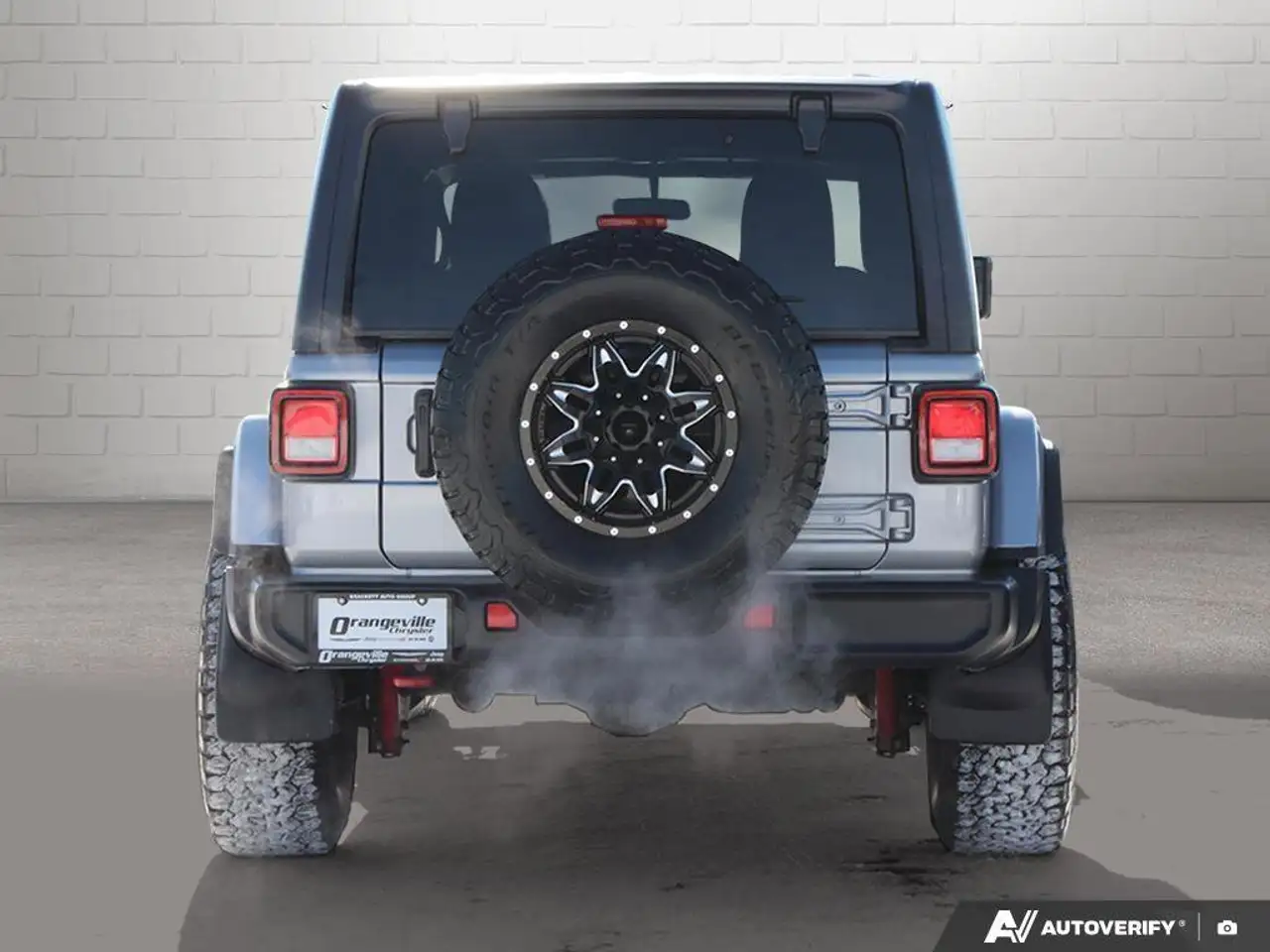 Jeep Wrangler снимка Jeep Wrangler