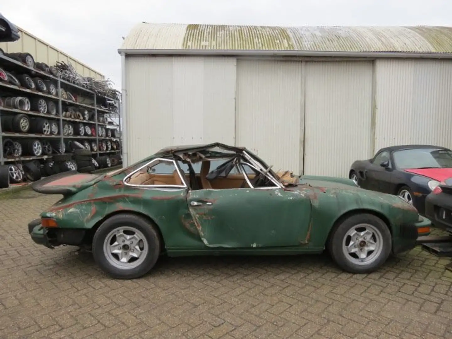 Porsche 911 s coupe schade Groen - 1