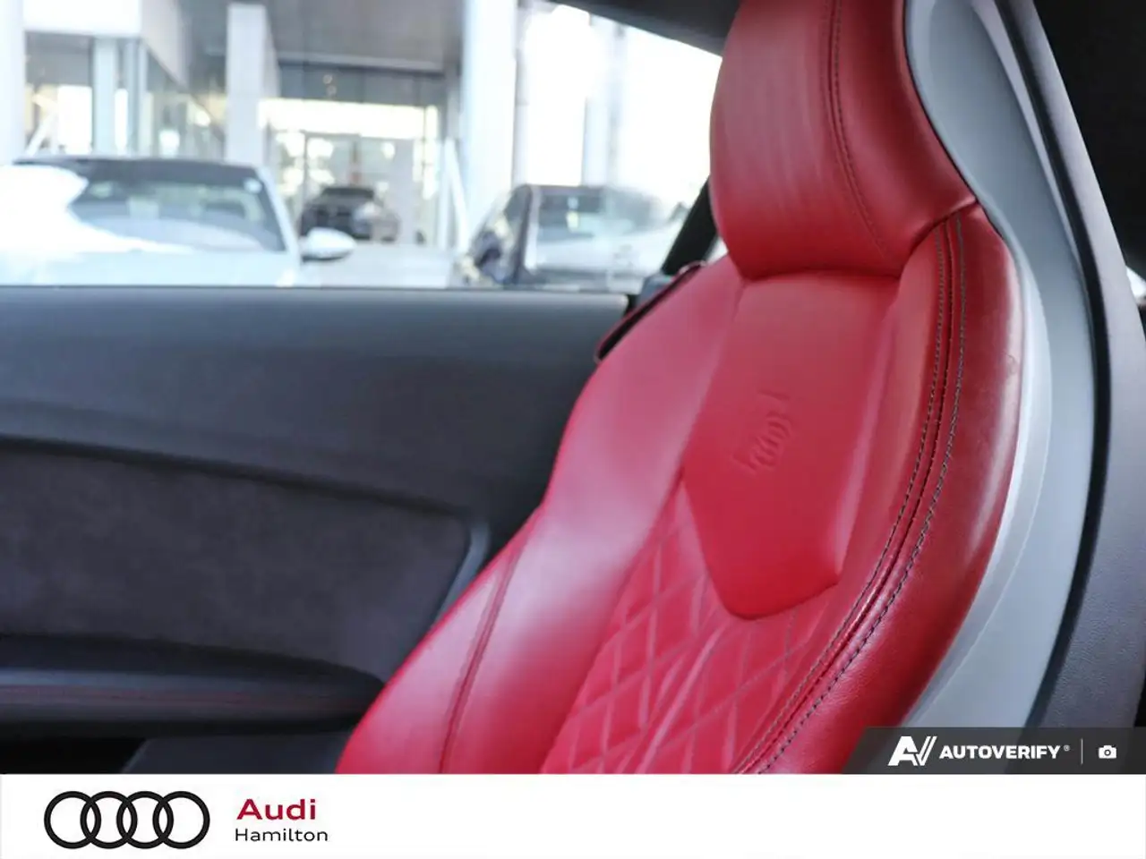 Audi TTS снимка Audi TTS