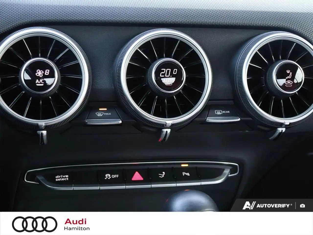 Audi TTS снимка Audi TTS