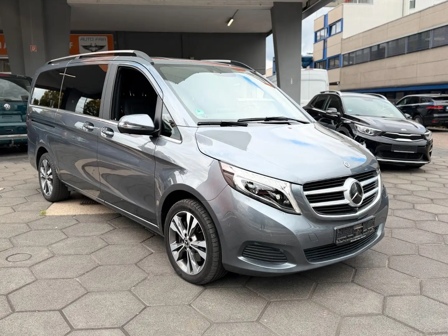 Mercedes-Benz V 250 4Matic Avantgarde EDITION 360Kamera Grau - 1