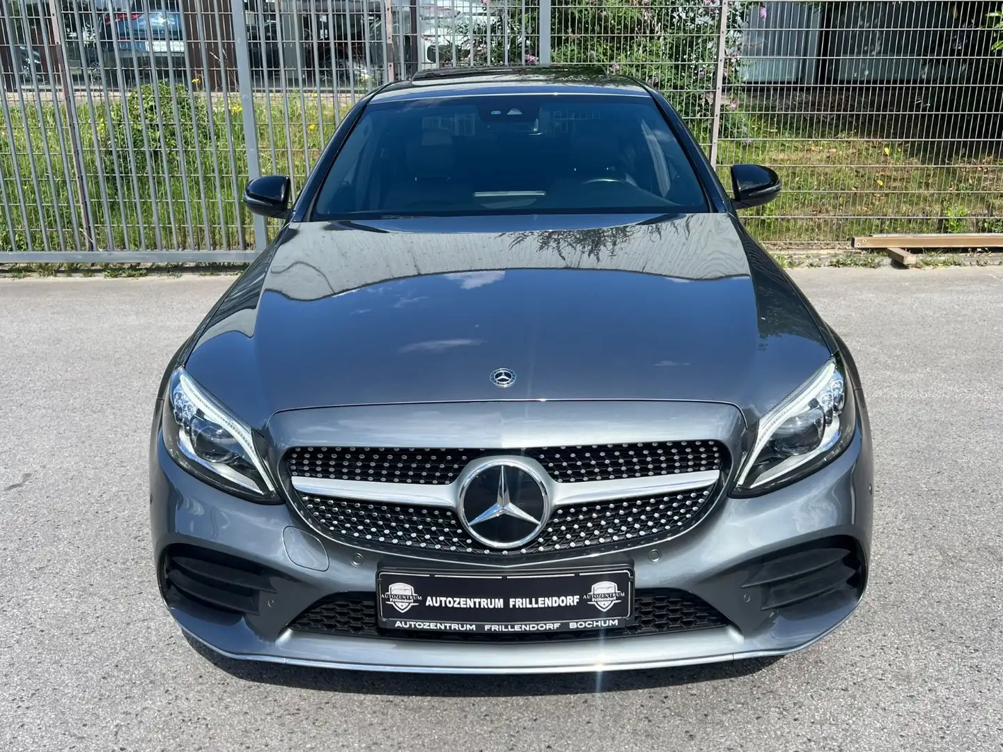 Mercedes-Benz C 200 d Lim. AMG STYLE/AUTOMATIK/SCHIEBEDACH/LED! Gris - 2