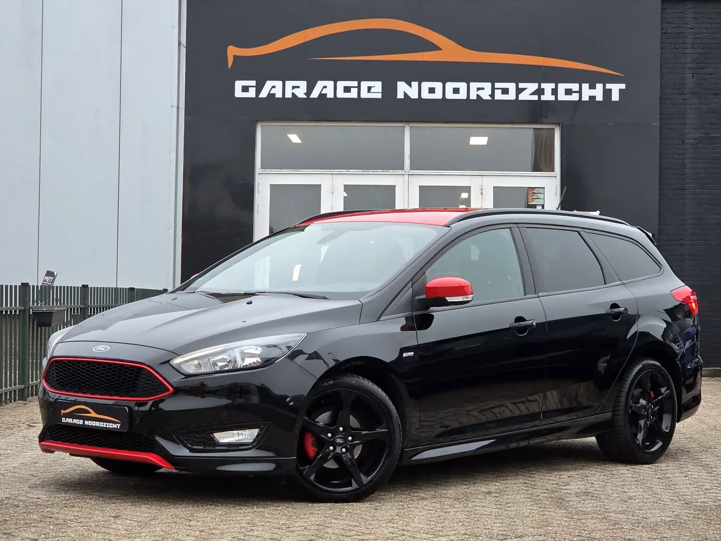 Ford Focus Wagon 1.0 ST-Line NAVIGATIE|BLUE TOOTH MEDIA|ECC/A Noir - 2