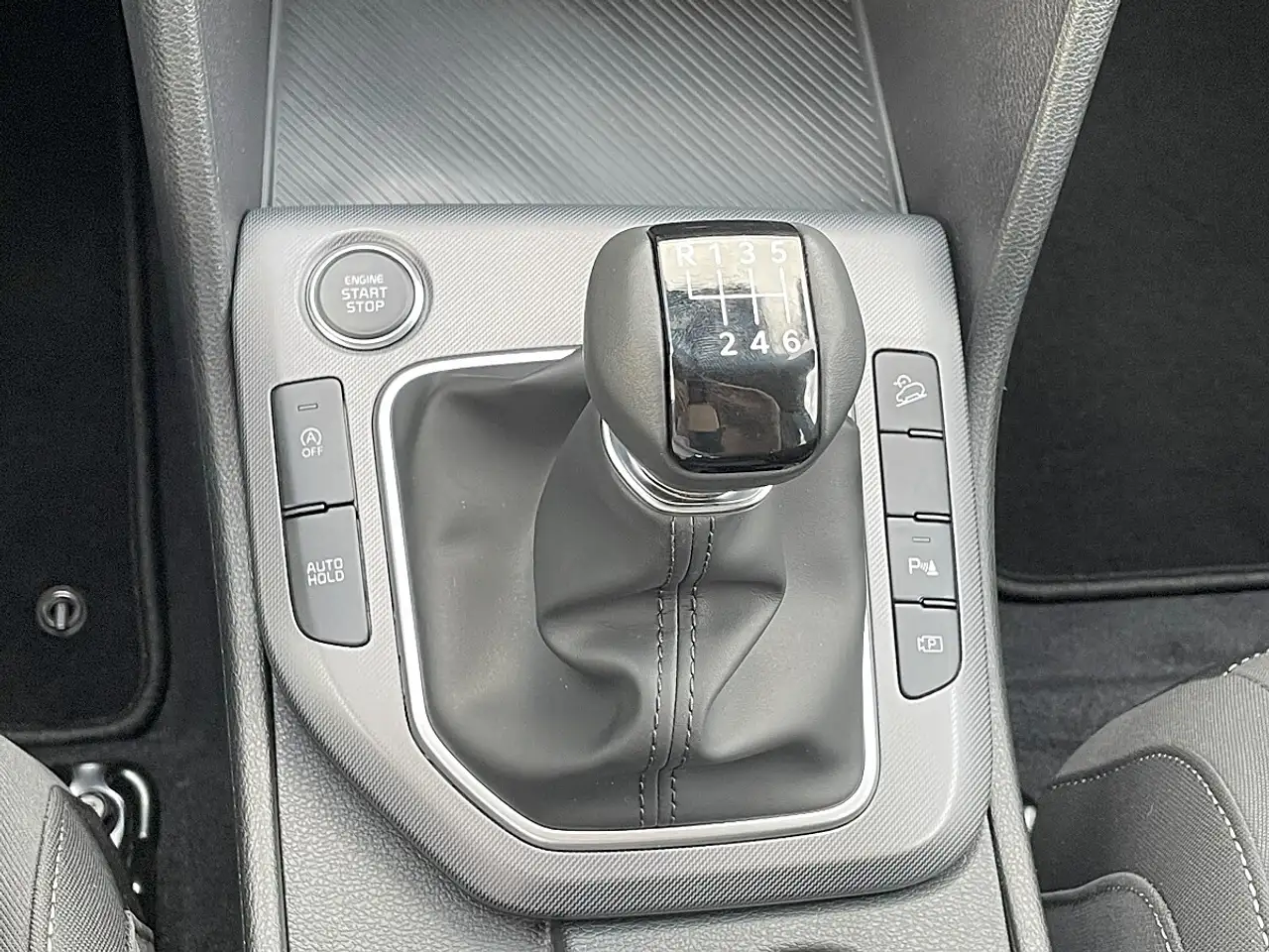 Kia Sportage 1,6 TGDI Silber 27
