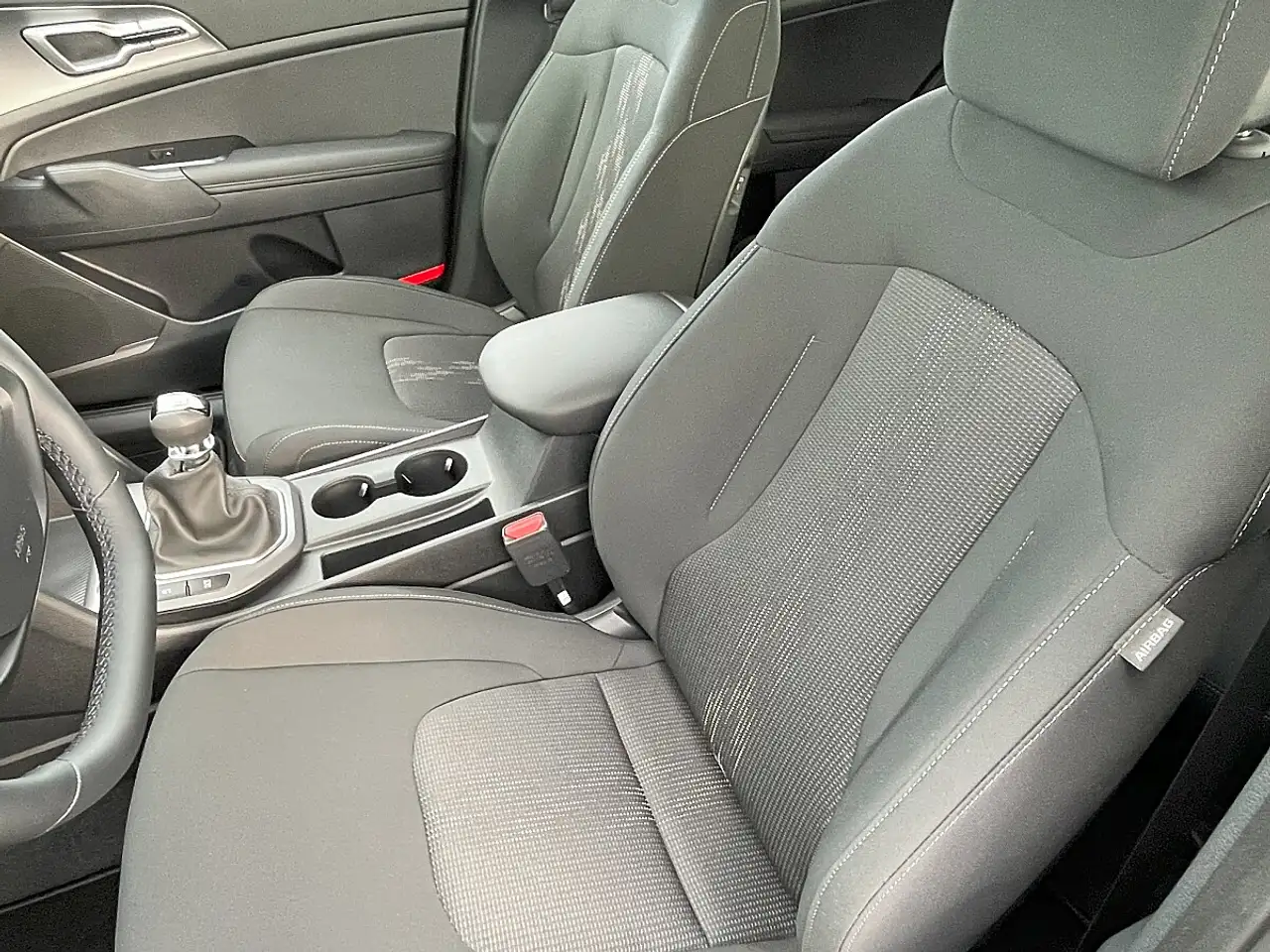 Kia Sportage 1,6 TGDI Silber 13