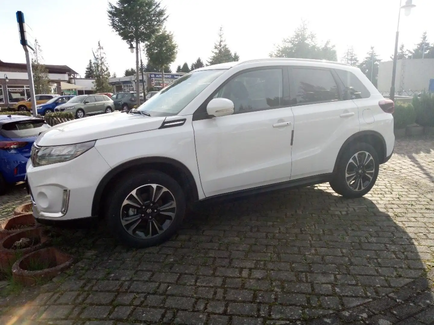 Suzuki Vitara 1.4 Boosterjet Hybrid Allgrip Comfort+ Weiß - 2