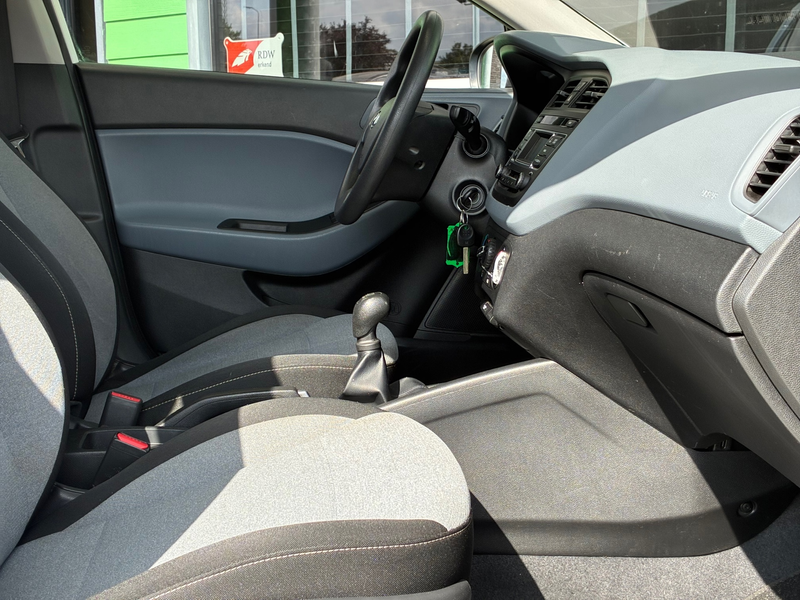 Hyundai i20 1.2 LP i-Drive|Nieuwe APK|Elektrische Ramen|Trekha — photo 14
