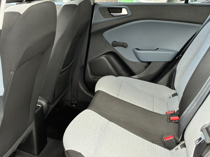 Hyundai i20 1.2 LP i-Drive|Nieuwe APK|Elektrische Ramen|Trekha — photo 15