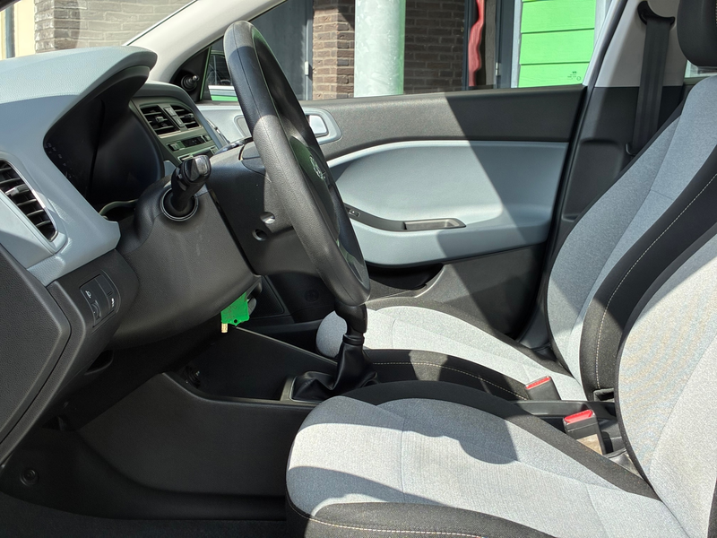 Hyundai i20 1.2 LP i-Drive|Nieuwe APK|Elektrische Ramen|Trekha — photo 13