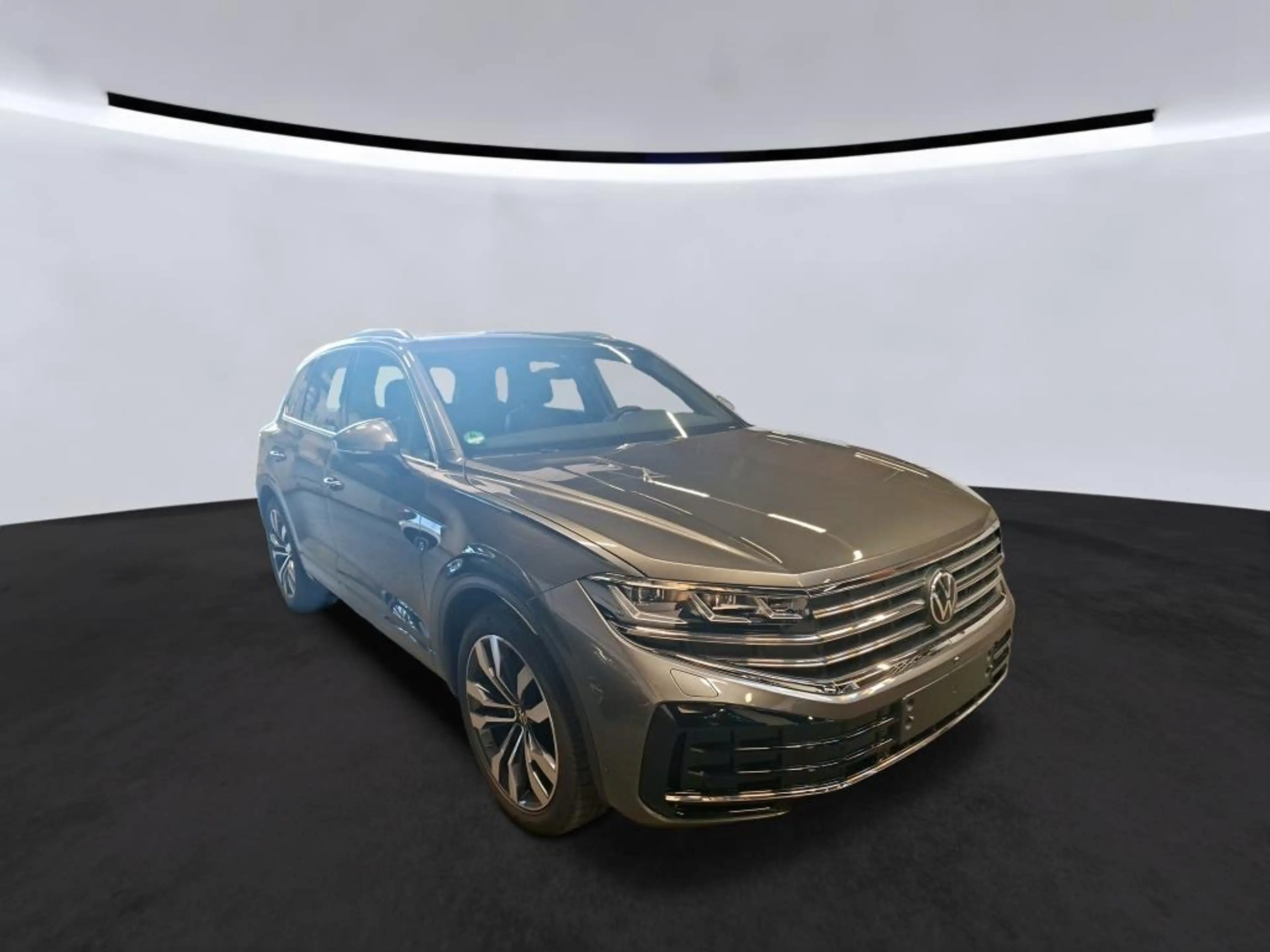 Volkswagen Touareg V6 TDI 4Mot. Elegance *21Zoll*PANORAMA*AHK*SitzKlima* — photo 2