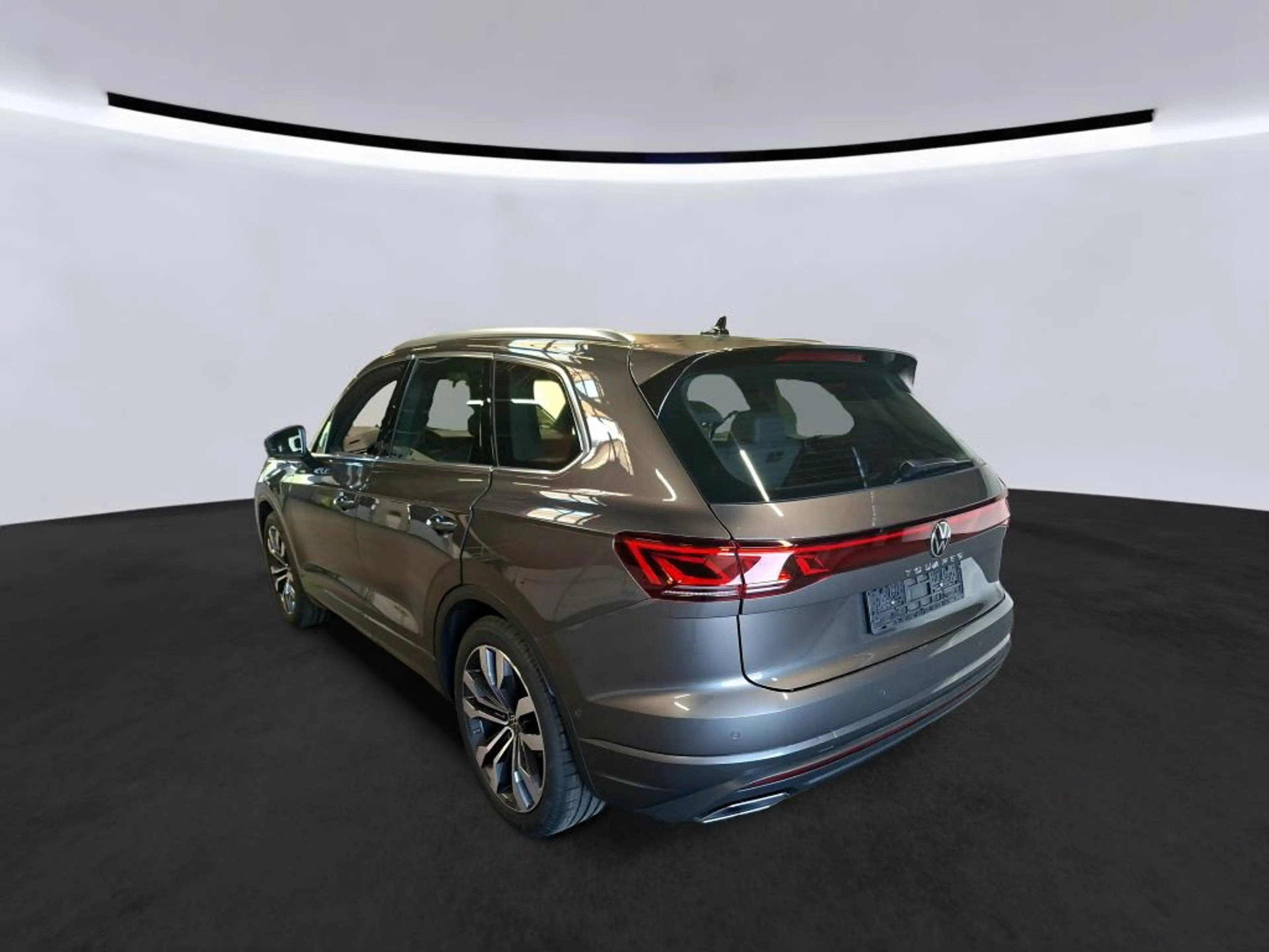 Volkswagen Touareg V6 TDI 4Mot. Elegance *21Zoll*PANORAMA*AHK*SitzKlima* — photo 3