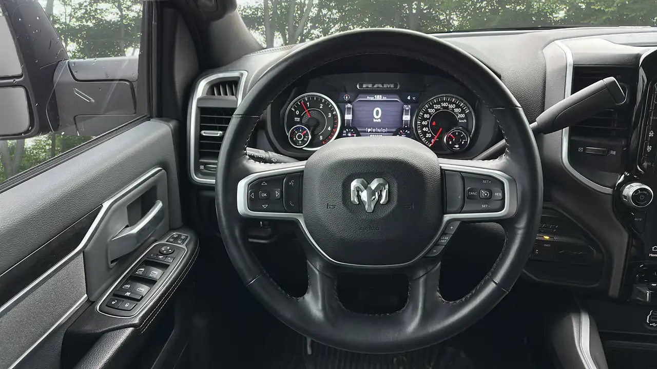 RAM 2500 снимка RAM 2500