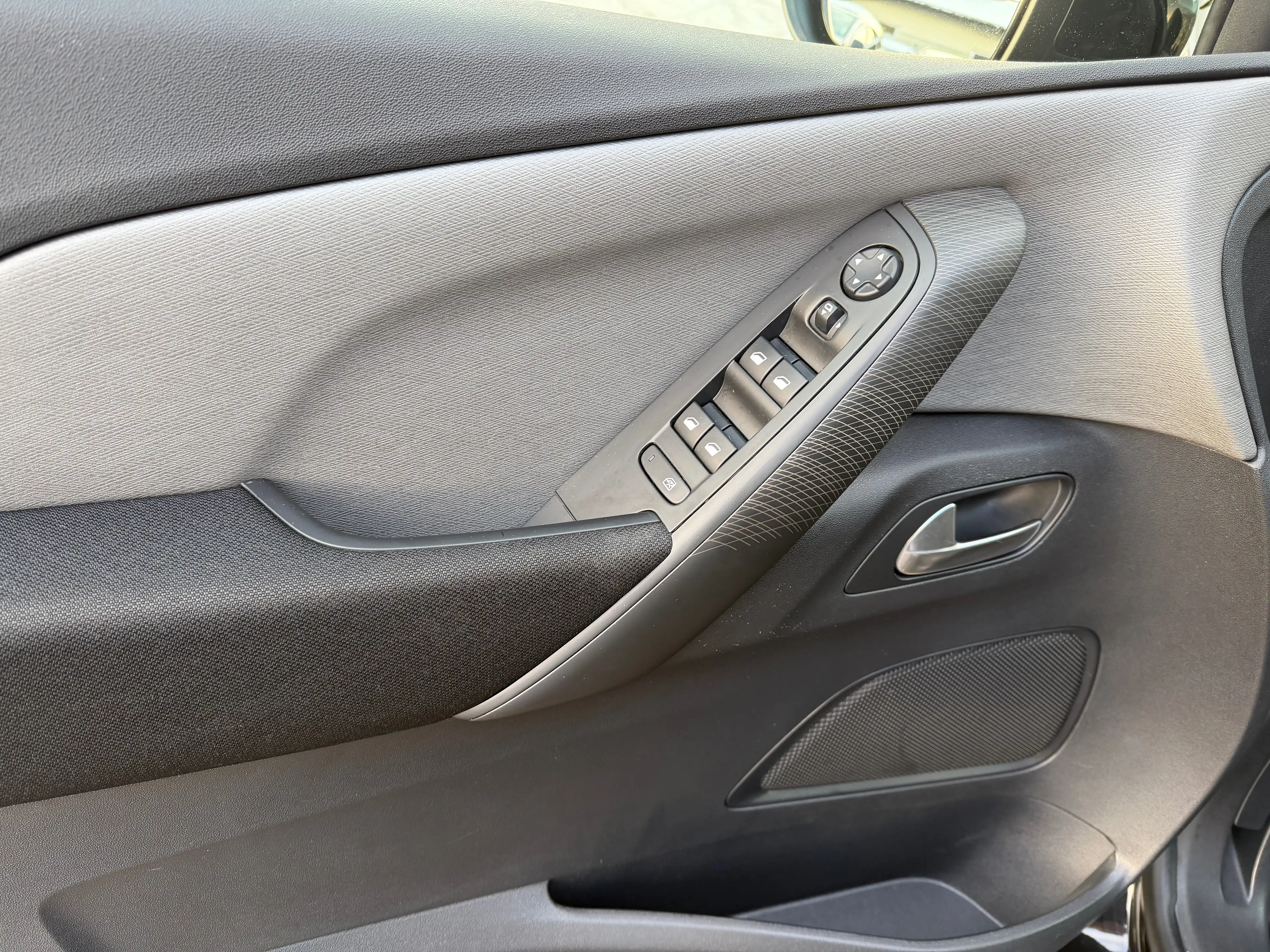 Citroen Grand C4 SpaceTourer Selection 7-Sitzer / Rückfahrkamera / — photo 8