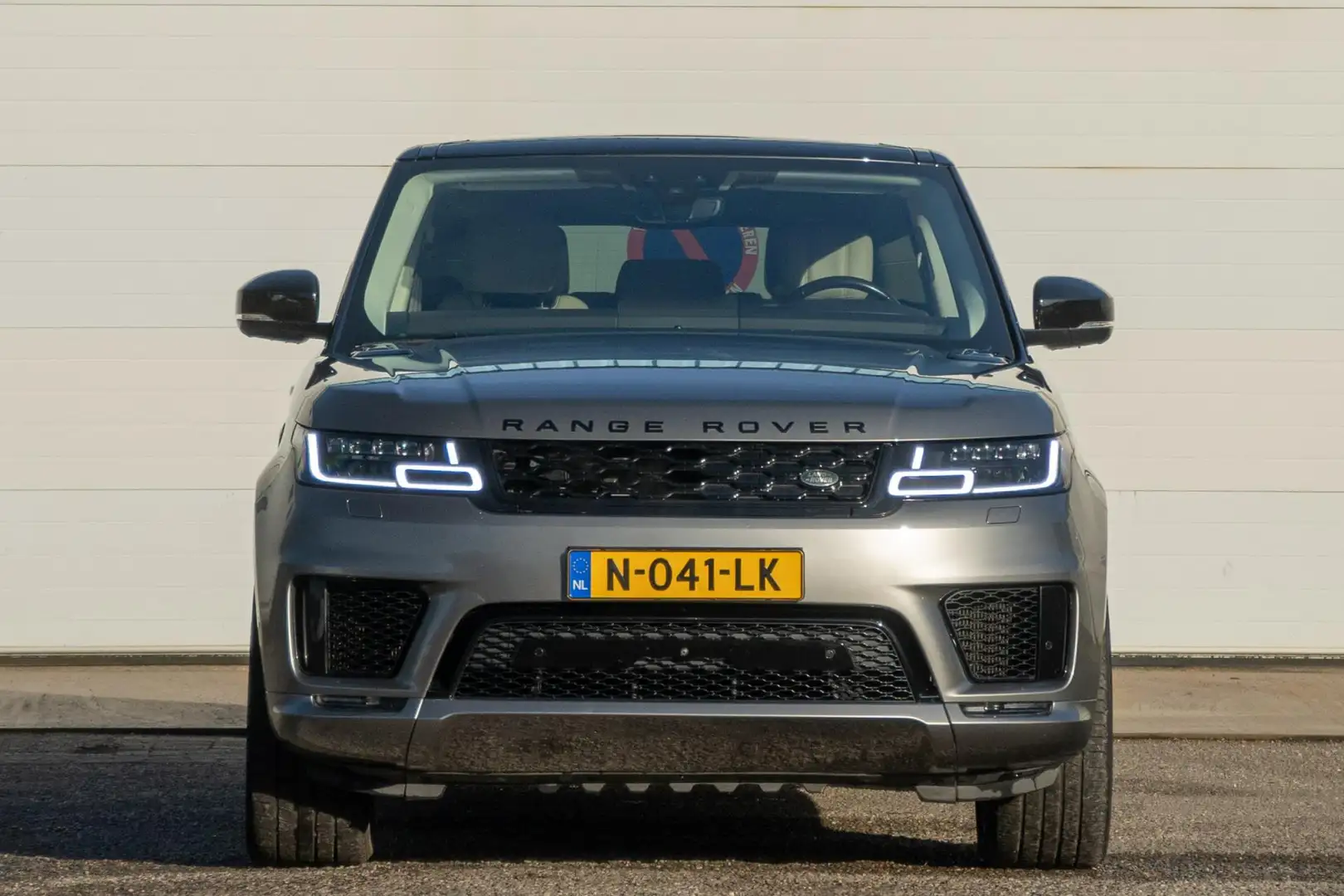 Land Rover Range Rover Sport 2.0 P400e 404 PK HSE Dynamic | Navi | Pano | Leder Grijs - 2