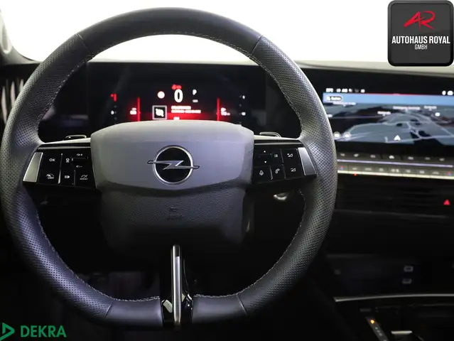 Opel Astra view 14
