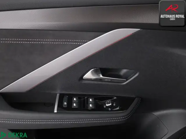 Opel Astra view 13