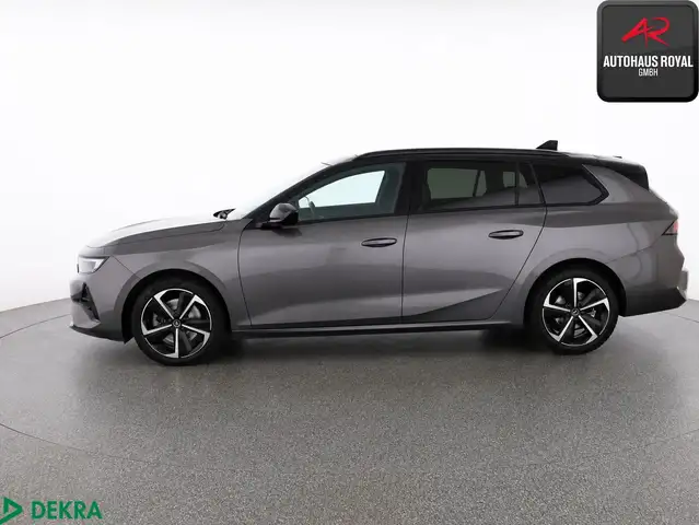 Opel Astra view 2
