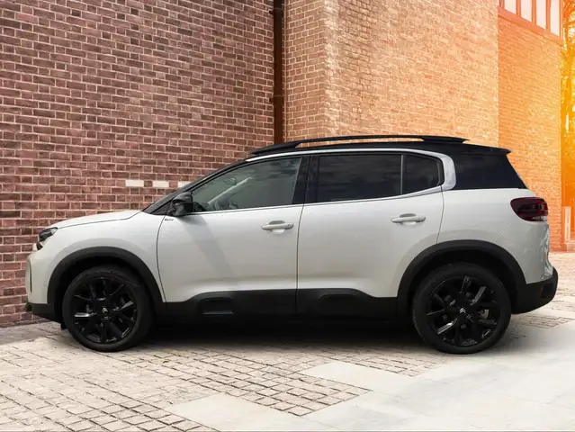 Citroen C5 Aircross view 3