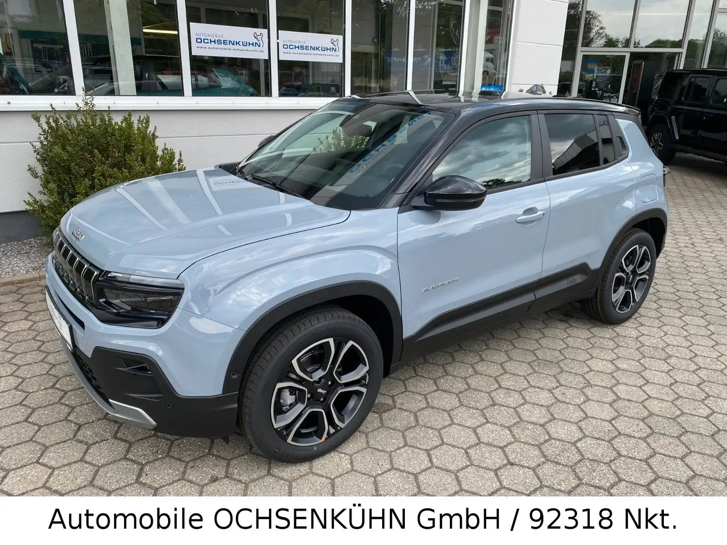 Jeep Avenger 1.2 e-Hybrid Summit / JBL, Nav., Sitzh. Gris - 1