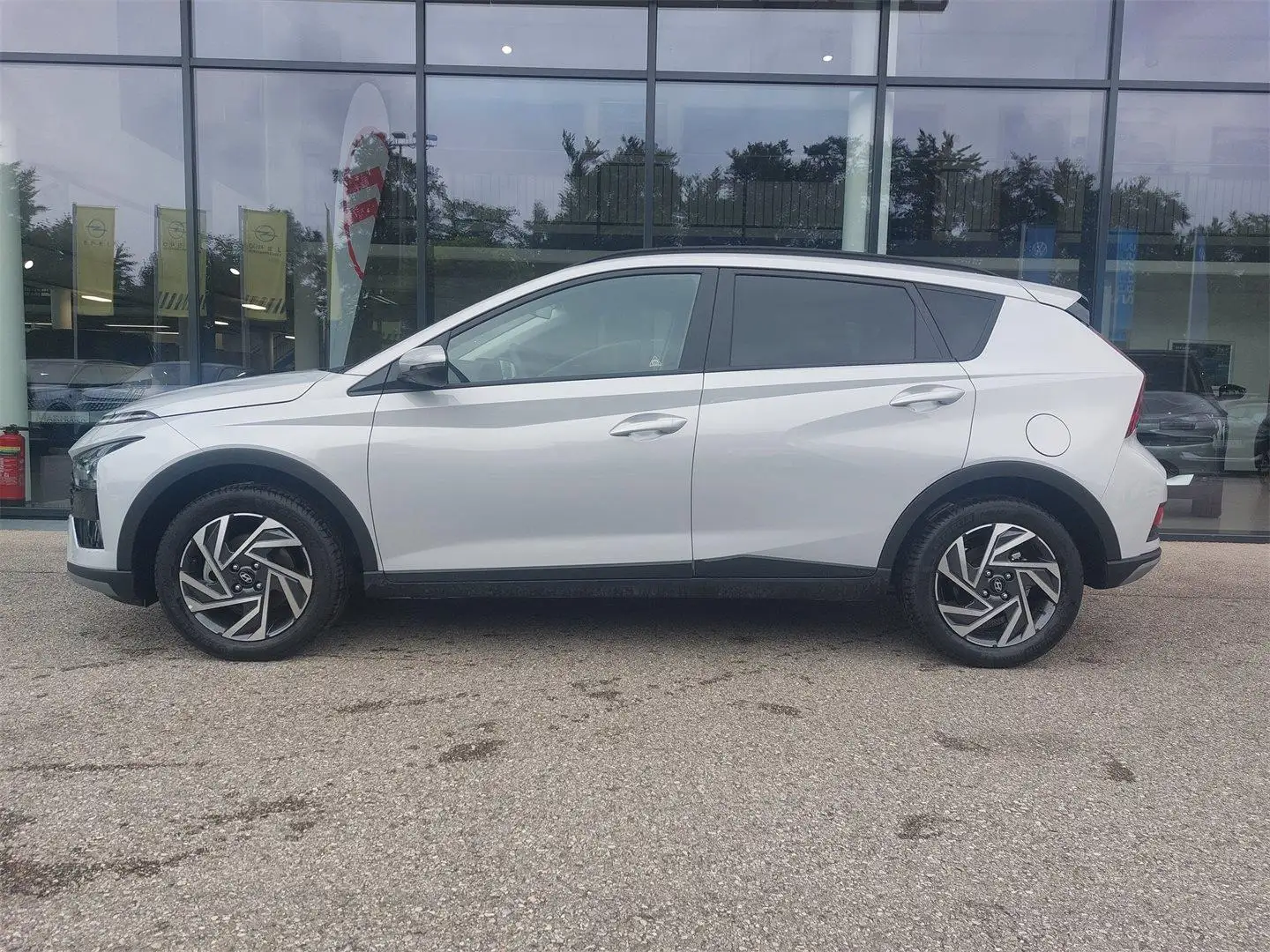 Hyundai BAYON Bayon GO Plus 1.2 MPI Navi,LED, Grau - 2