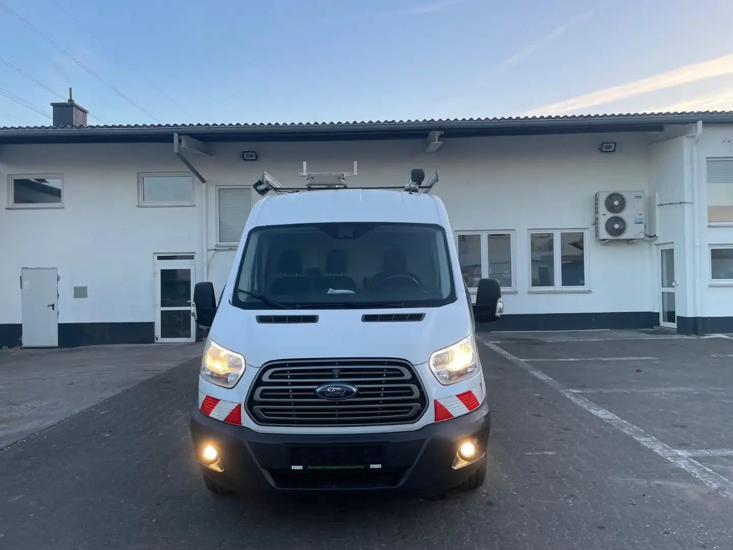 Ford Transit L3 H2*Klima+PDC+Tempomat+Sortimo+TÜV NEU Blanc - 2