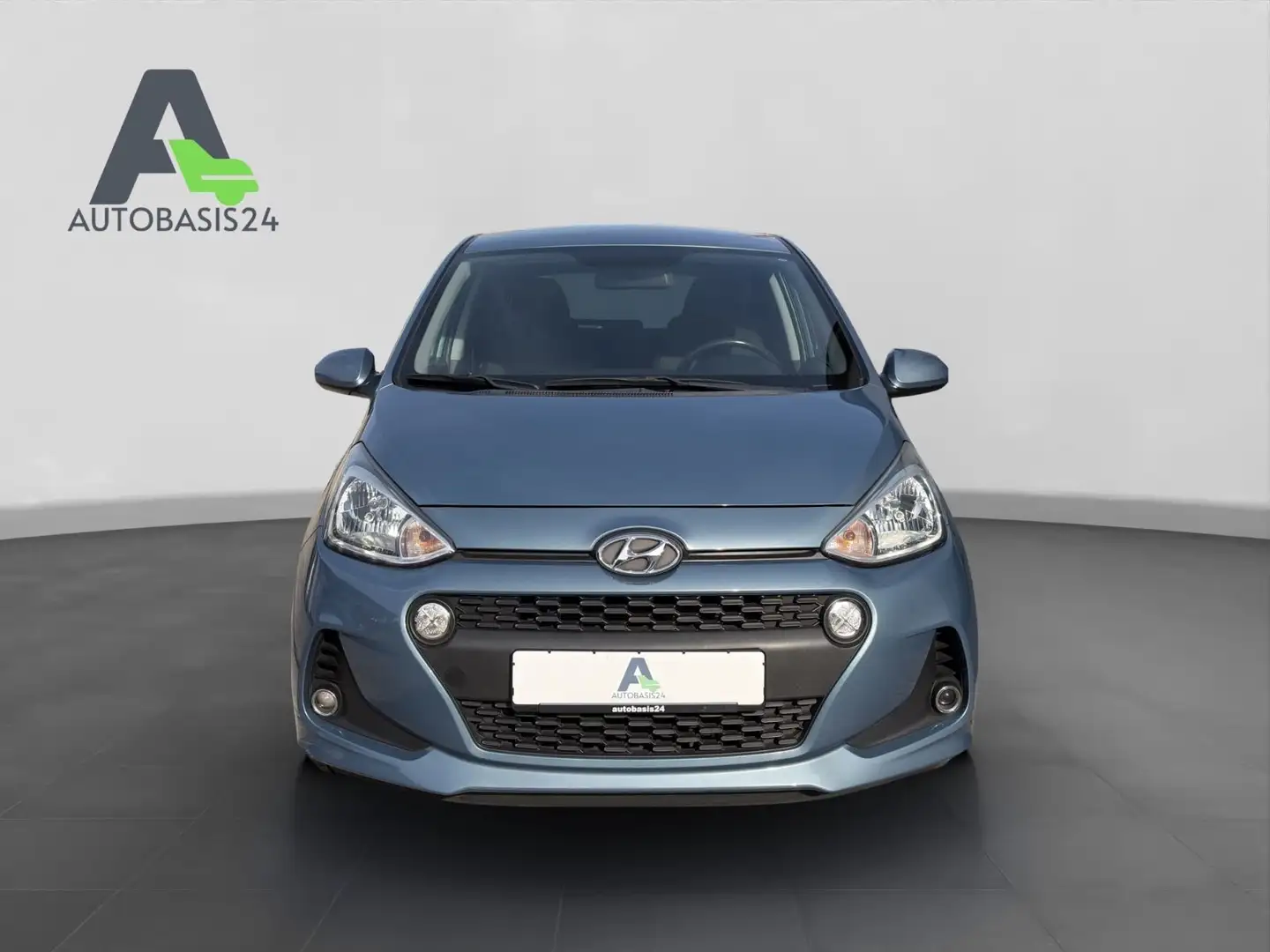Hyundai i10 YES! Plus 1.2 *DAB*NAVI*ALU*TEMPOMAT*1.Hand* Bleu - 2