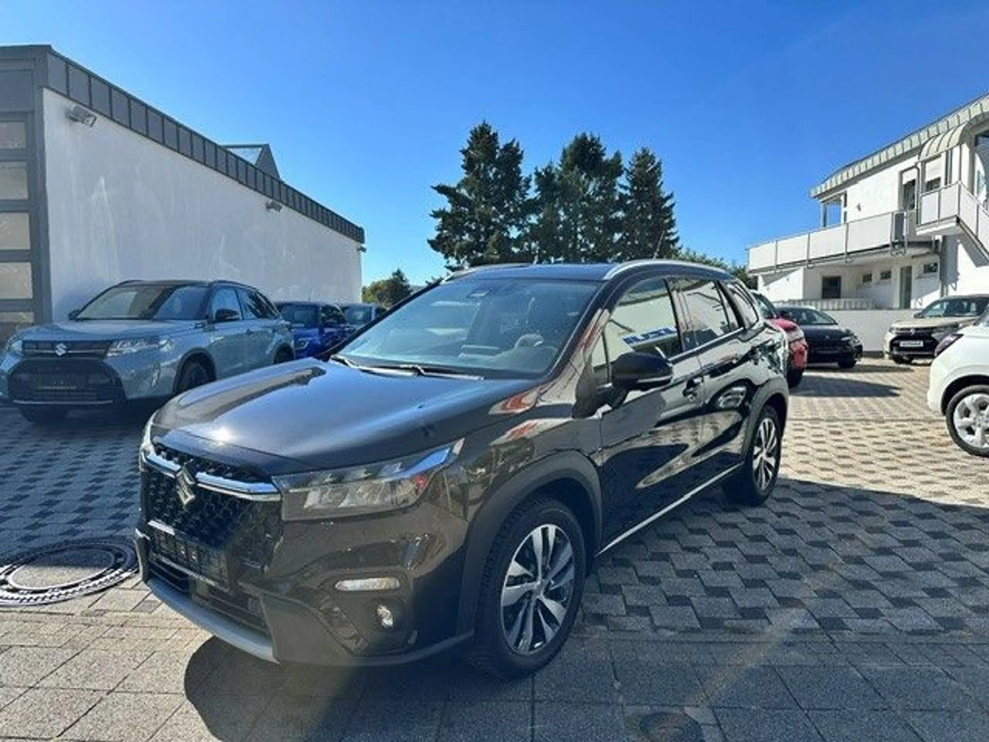 Suzuki SX4 S-Cross S-Cross 1.5 Hybrid Comfort+ AGS Allgrip/LED/360° — photo 3