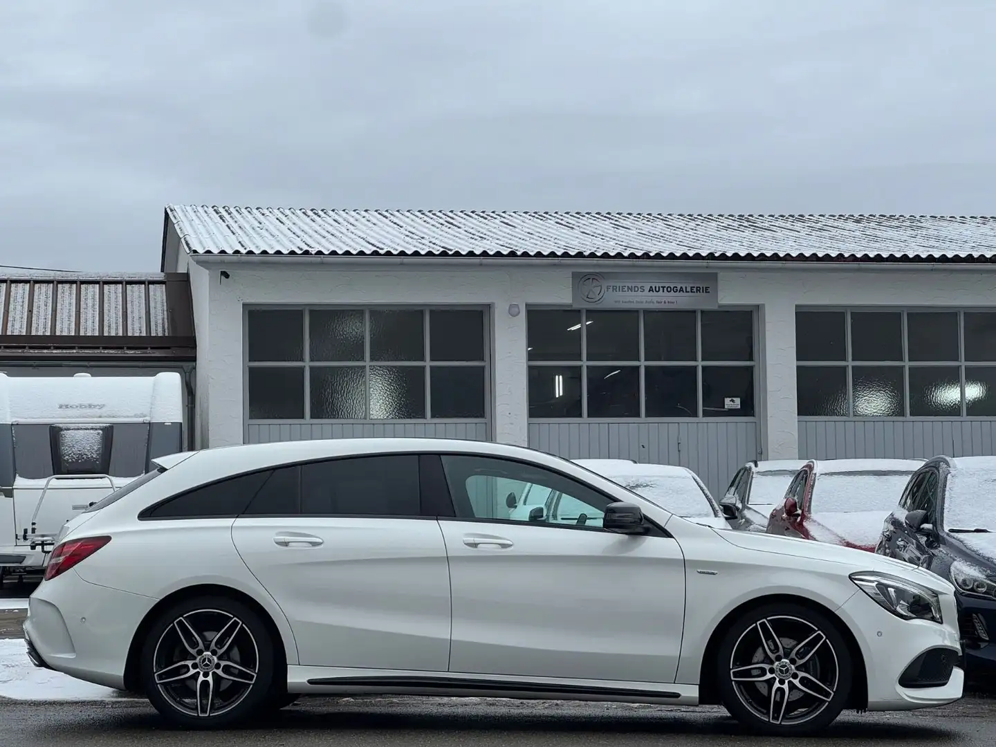 Mercedes-Benz CLA 200 ***AMG-LINE EDITION** Blanc - 2