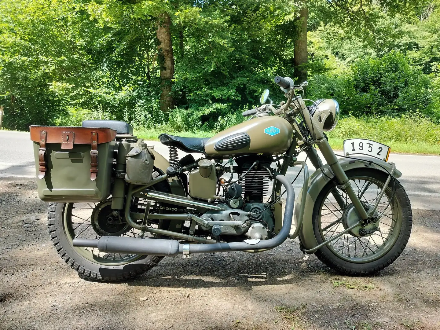 Gillet Herstal Zelená - 1