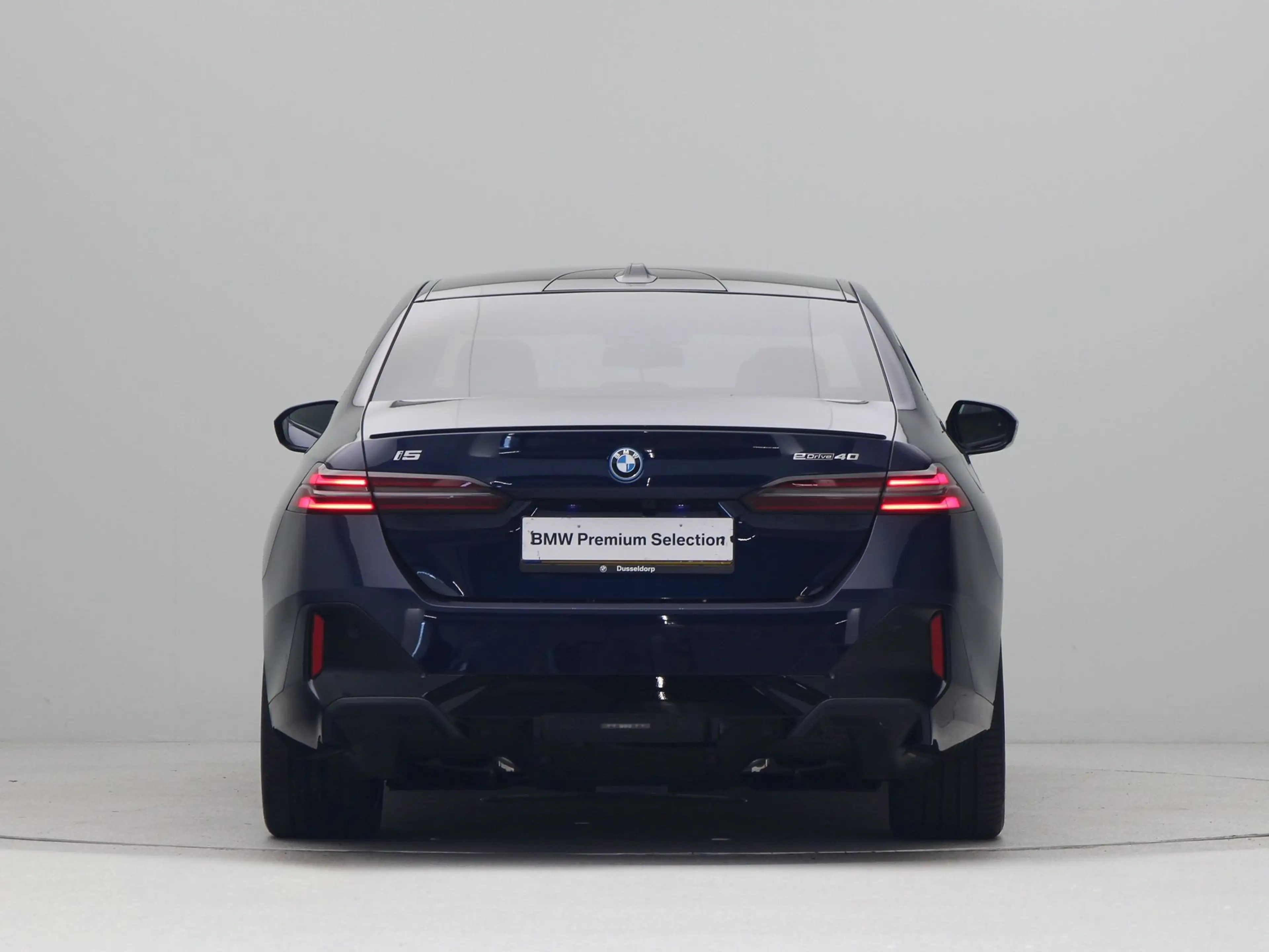 BMW i5 eDrive40 M Sport Edition 84 kWh — photo 9
